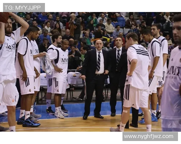 2015年皇马与拜仁巅峰对决回顾球迷心中的经典之战 2015年皇马与拜仁巅峰对决回顾球迷心中的经典之战