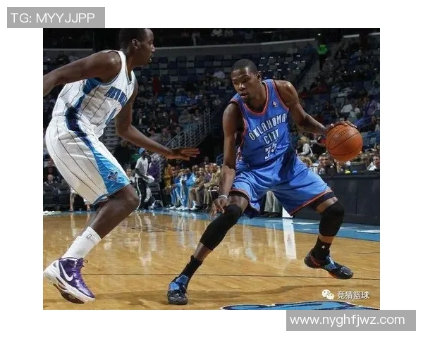 2017年12月12日雷霆队与黄蜂队精彩对决回顾与赛后分析